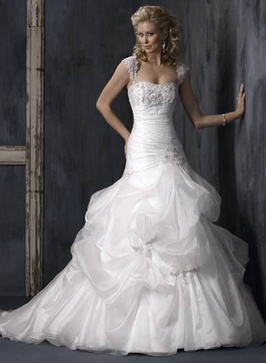 Orifashion Handmade Gown / Wedding Dress MA007