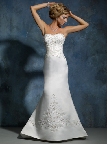 Wedding Dress_Sheath line 10C204