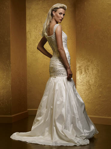 Wedding Dress_Square neckline 10C230 - Click Image to Close