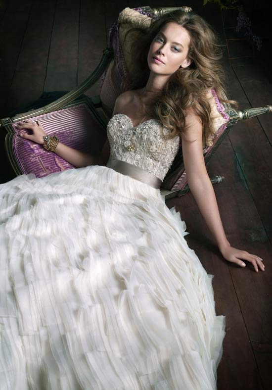 Orifashion HandmadeDream Series Romantic Wedding Dress DW3063