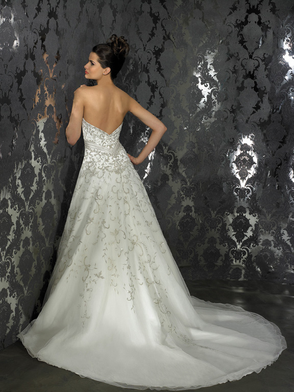 Orifashion HandmadeLuxury Embroidered and Beaded Wedding Dress A - Click Image to Close