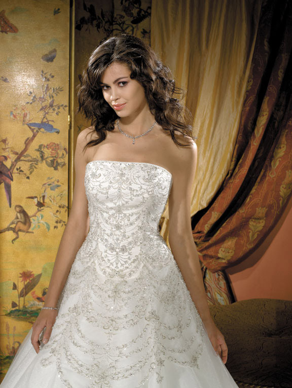 Orifashion HandmadeRomantic Embroidered and Beaded Wedding Dress - Click Image to Close