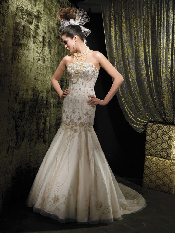 Orifashion HandmadeLuxury Embroidered and Beaded Wedding Dress A - Click Image to Close