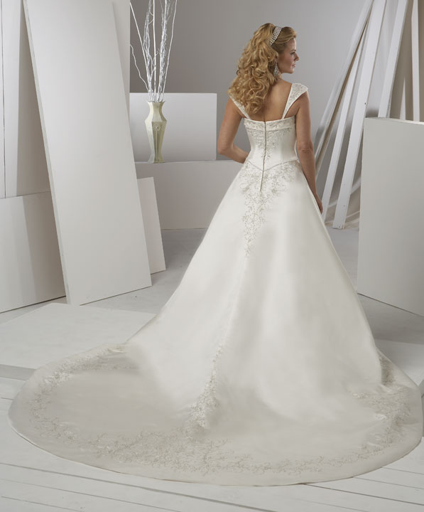 Bridal Wedding dress / gown C947