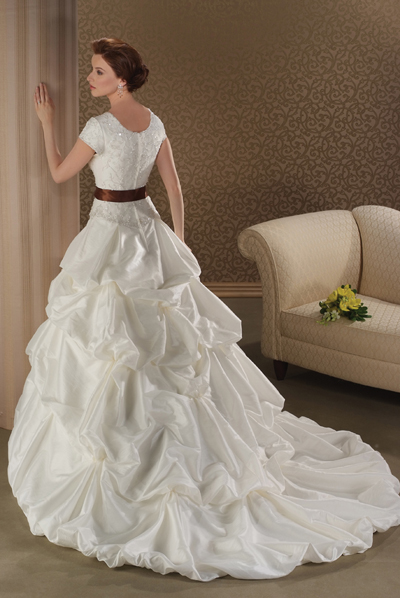 Bridal Wedding dress / gown C983