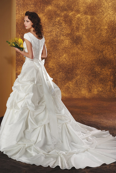 Bridal Wedding dress / gown C988 - Click Image to Close