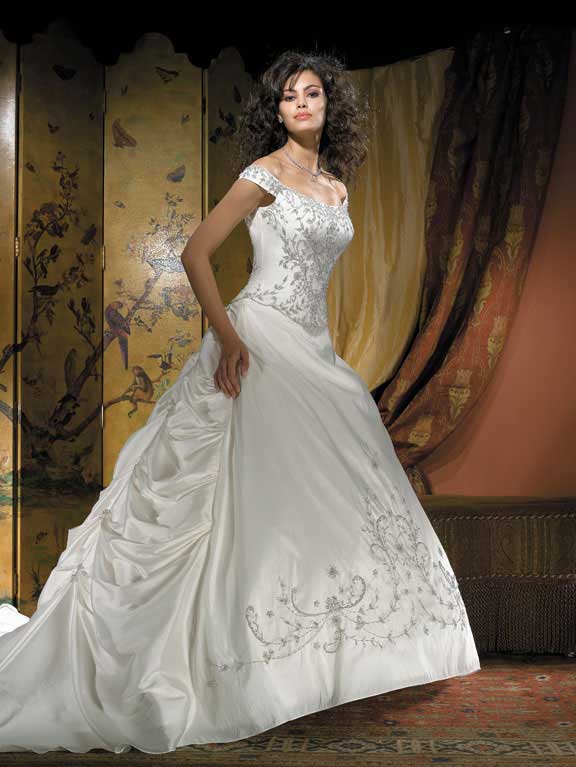 Golden collection wedding dress / gown GW029