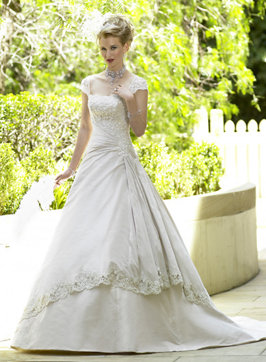 Golden collection wedding dress / gown GW130