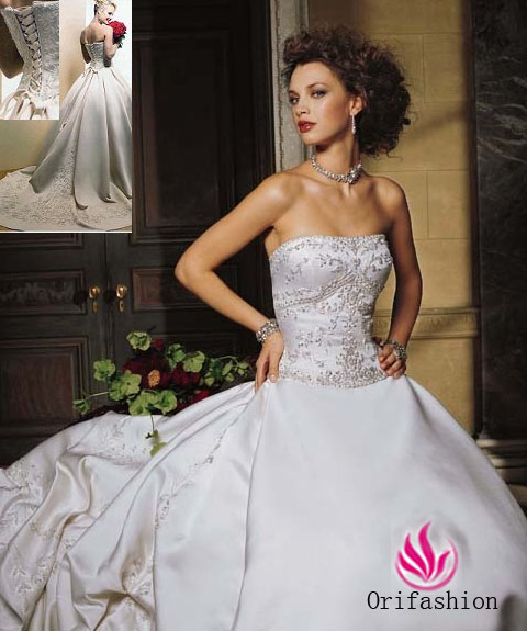 Embroidered Strapless A-Line Bridal Gown / Wedding Dress EG24