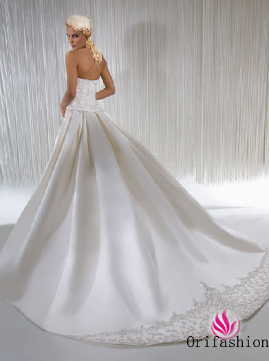 Embroidered Strapless A-Line Bridal Gown / Wedding Dress EG30