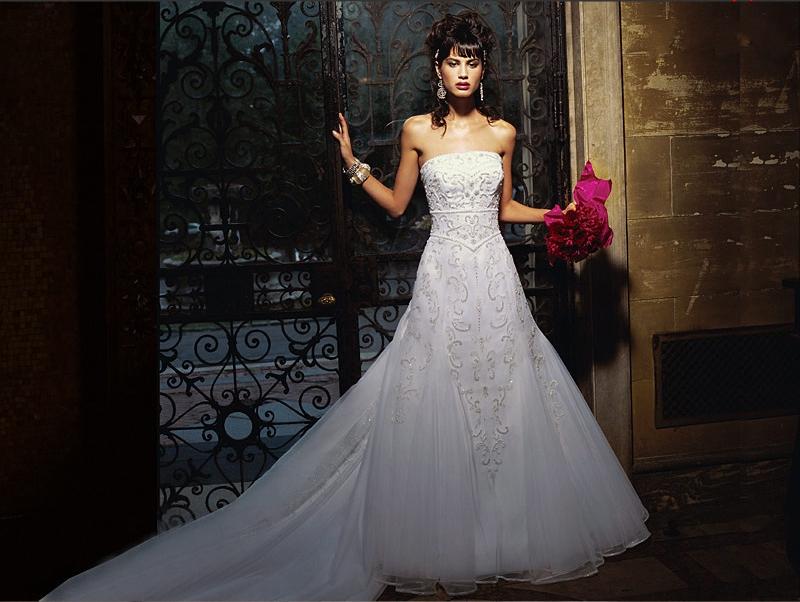 Orifashion HandmadeLuxury Embroidered and Beaded Bridal Gown EG3