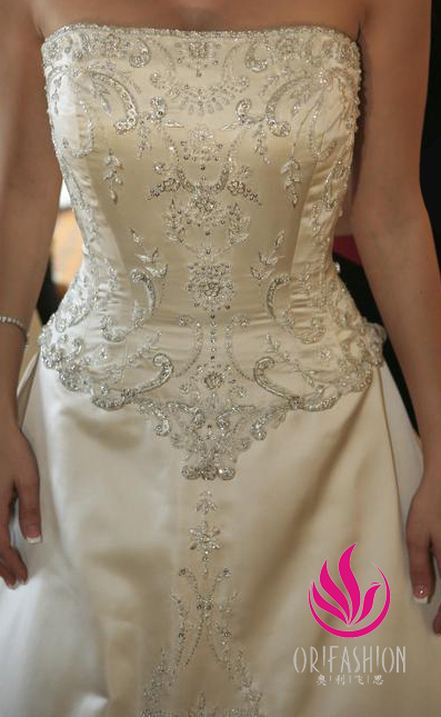 Orifashion HandmadeLuxury Embroidered and Beaded Bridal Gown EG4 - Click Image to Close