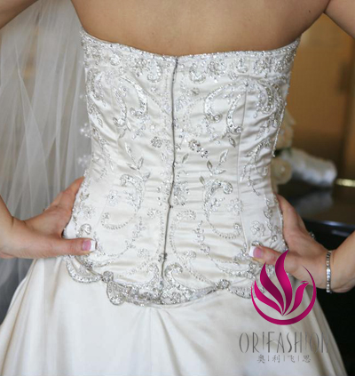 Orifashion HandmadeLuxury Embroidered and Beaded Bridal Gown EG4