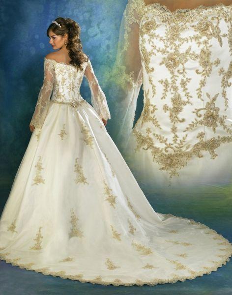 Wedding Dress_Formal cathedral train SC038