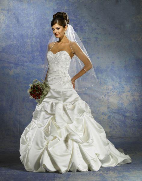 Wedding Dress_Caught-up hem SC058 - Click Image to Close