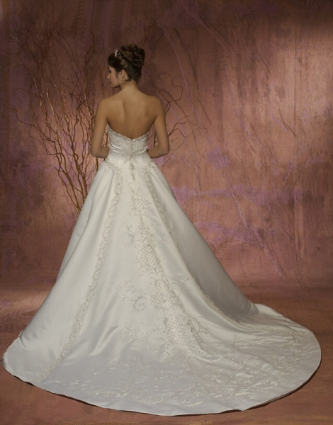 Wedding Dress_Formal cathedral train SC078