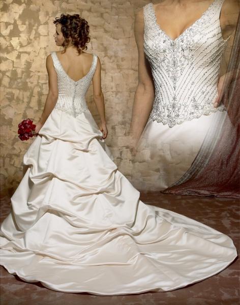 Wedding Dress_Caught-up hem SC091 - Click Image to Close