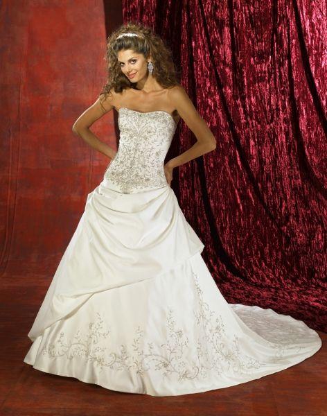 Wedding Dress_Cathedral train SC103 - Click Image to Close