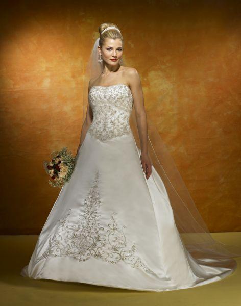 Wedding Dress_Cathedral train SC116 - Click Image to Close