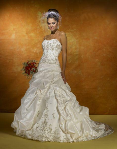 Wedding Dress_Cathedral train SC117 - Click Image to Close