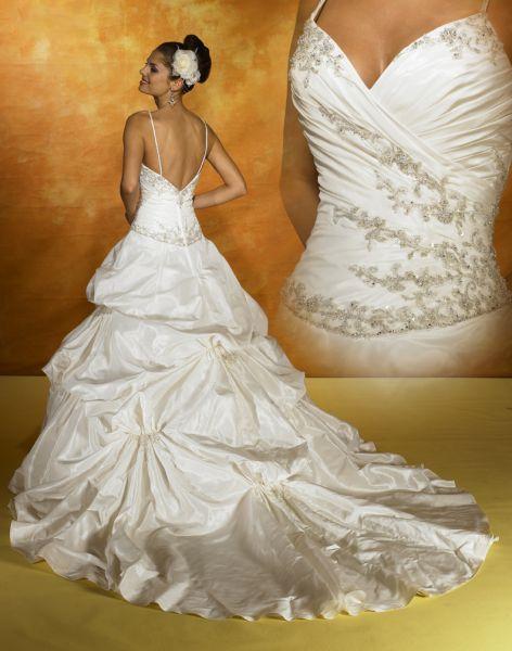 Wedding Dress_Cathedral train SC123 - Click Image to Close