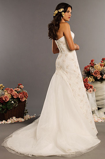 Wedding Dress_Sweetheart neckline SC180