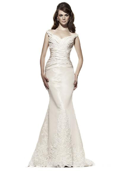 Wedding Dress_V-neckline style SC299