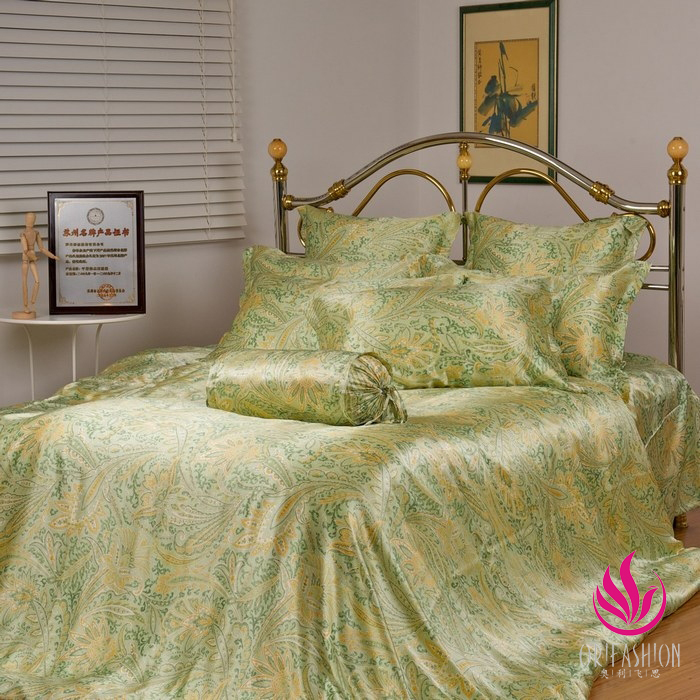 Orifashion Silk Bed Sheet Printed with Ethnic Patterns Queen Siz - Click Image to Close