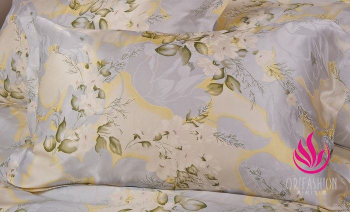 Orifashion Silk Pillow Sham Printed with Floral Patterns (set of